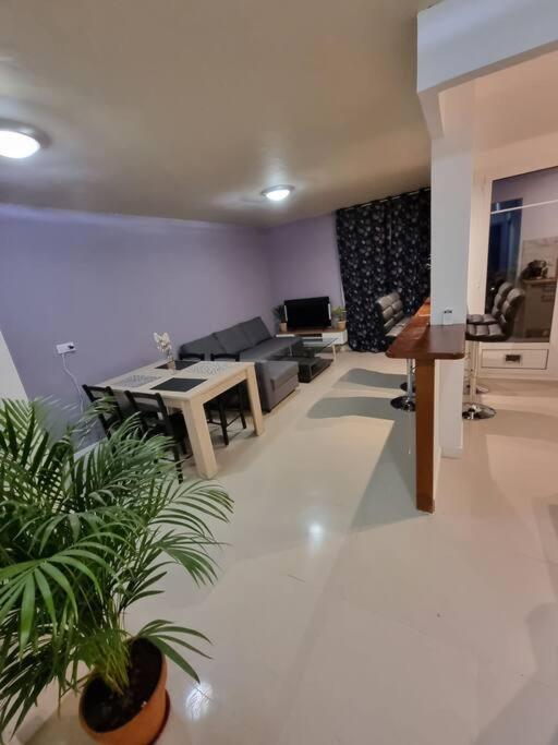 Appartement Vue Mer Avec Parking Gratuit Sur Place Bastia  Luaran gambar