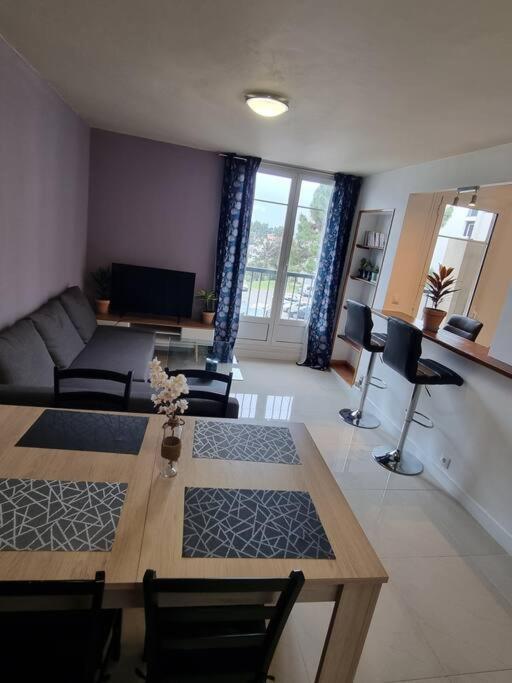 Appartement Vue Mer Avec Parking Gratuit Sur Place Bastia  Luaran gambar